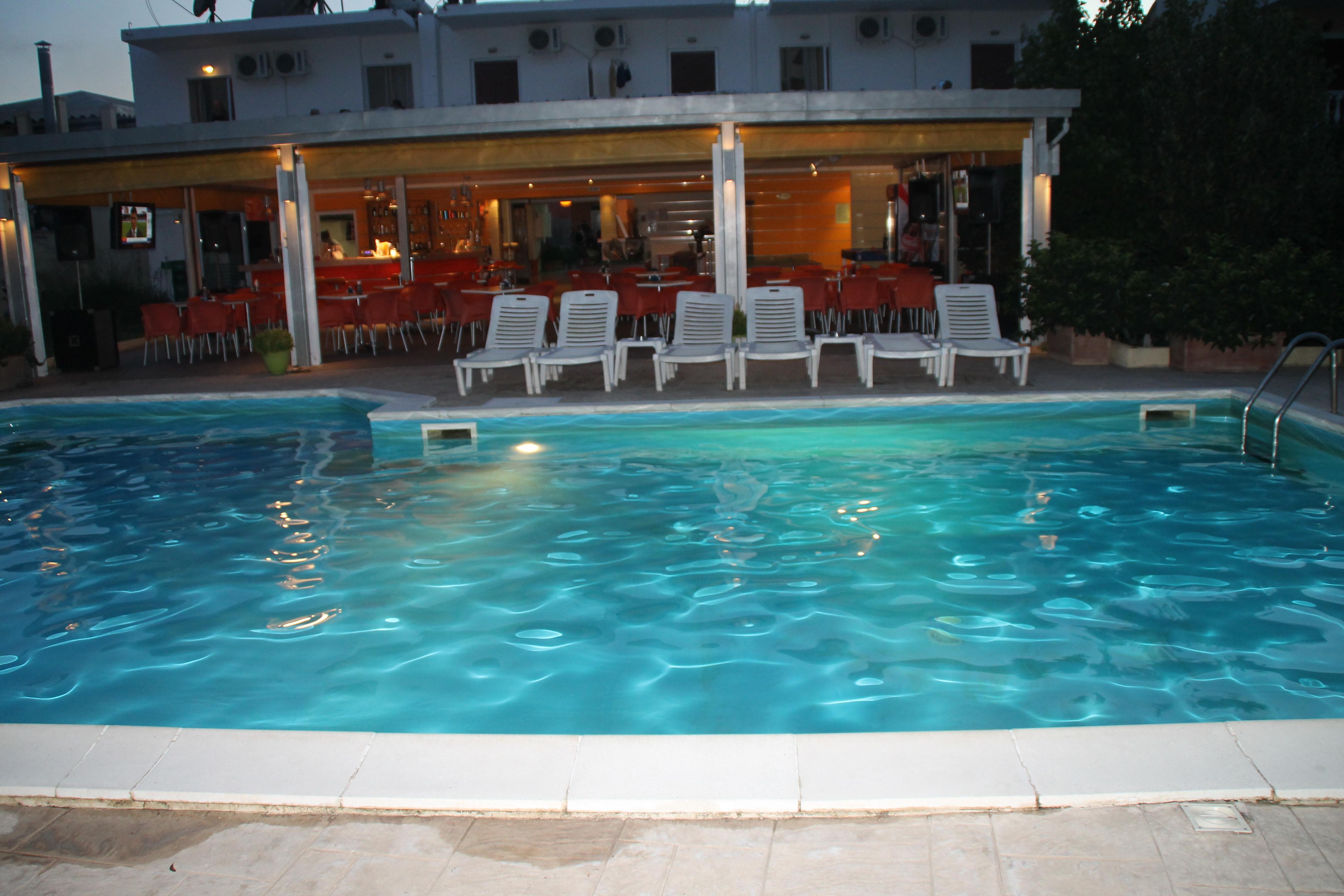 Kavos Central Gardens Exterior photo