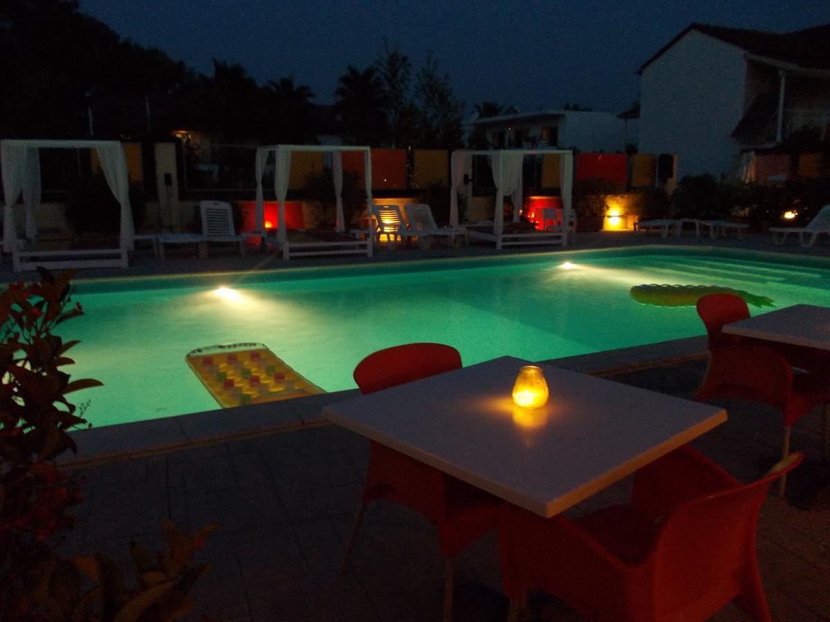 Kavos Central Gardens Exterior photo